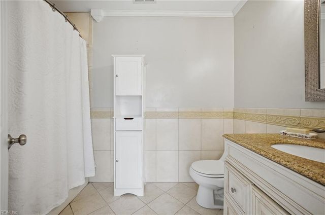 1721 Star Lake DR, Virginia Beach, VA 23453