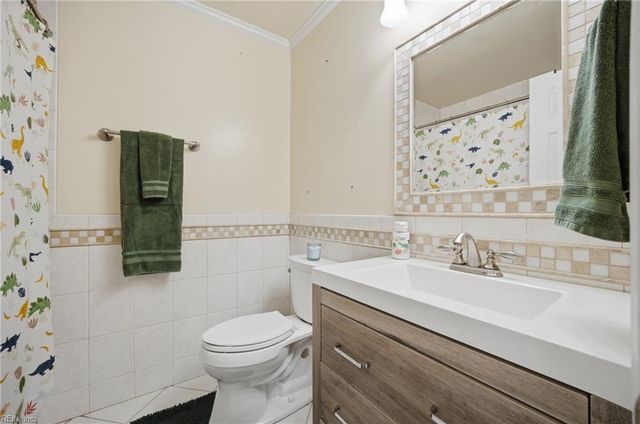 1721 Star Lake DR, Virginia Beach, VA 23453