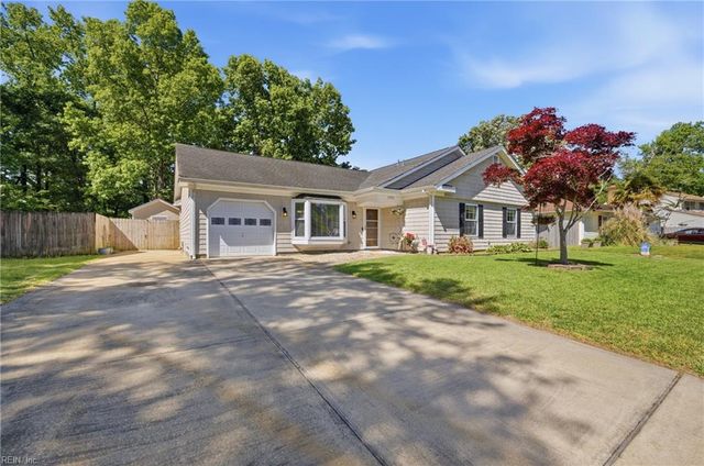 1721 Star Lake DR, Virginia Beach, VA 23453