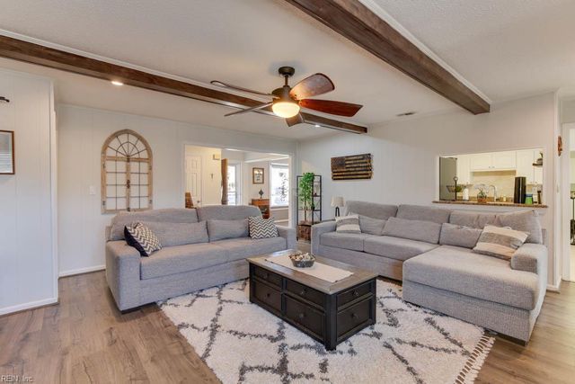 1721 Star Lake DR, Virginia Beach, VA 23453