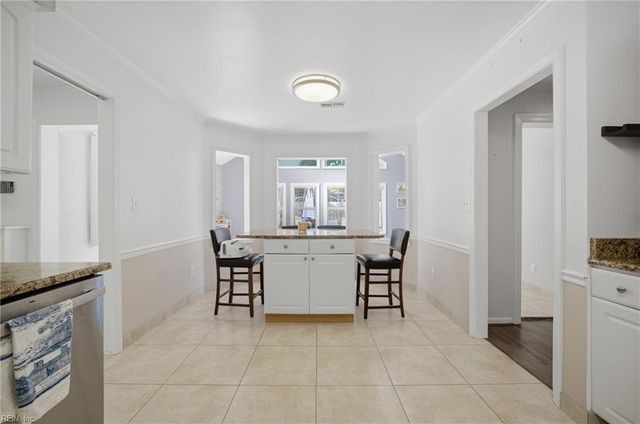 1721 Star Lake DR, Virginia Beach, VA 23453