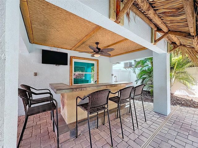 4805 2ND AVENUE, Holmes Beach, FL 34217