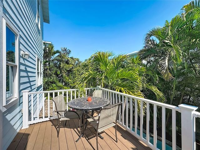 4805 2ND AVENUE, Holmes Beach, FL 34217
