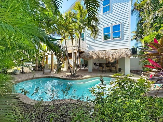 4805 2ND AVENUE, Holmes Beach, FL 34217
