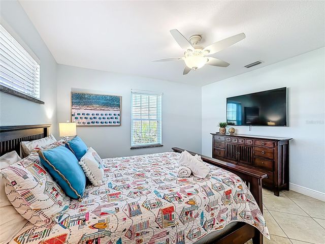 4805 2ND AVENUE, Holmes Beach, FL 34217