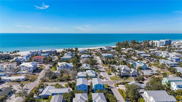 4805 2ND AVENUE, Holmes Beach, FL 34217