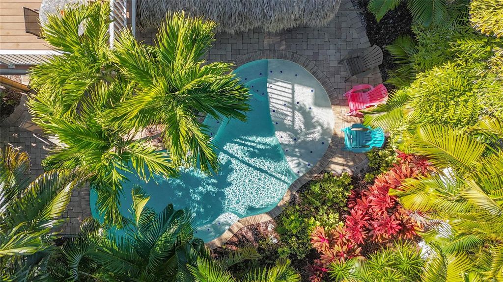 Image 3 of property listing at 4805 2ND AVENUE, Holmes Beach, FL 34217