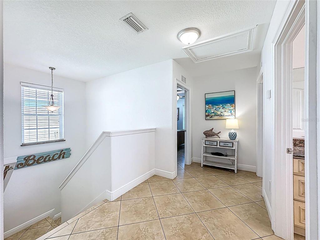 Image 49 of property listing at 4805 2ND AVENUE, Holmes Beach, FL 34217