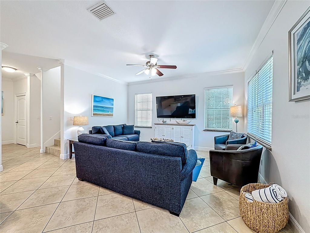 Image 69 of property listing at 4805 2ND AVENUE, Holmes Beach, FL 34217