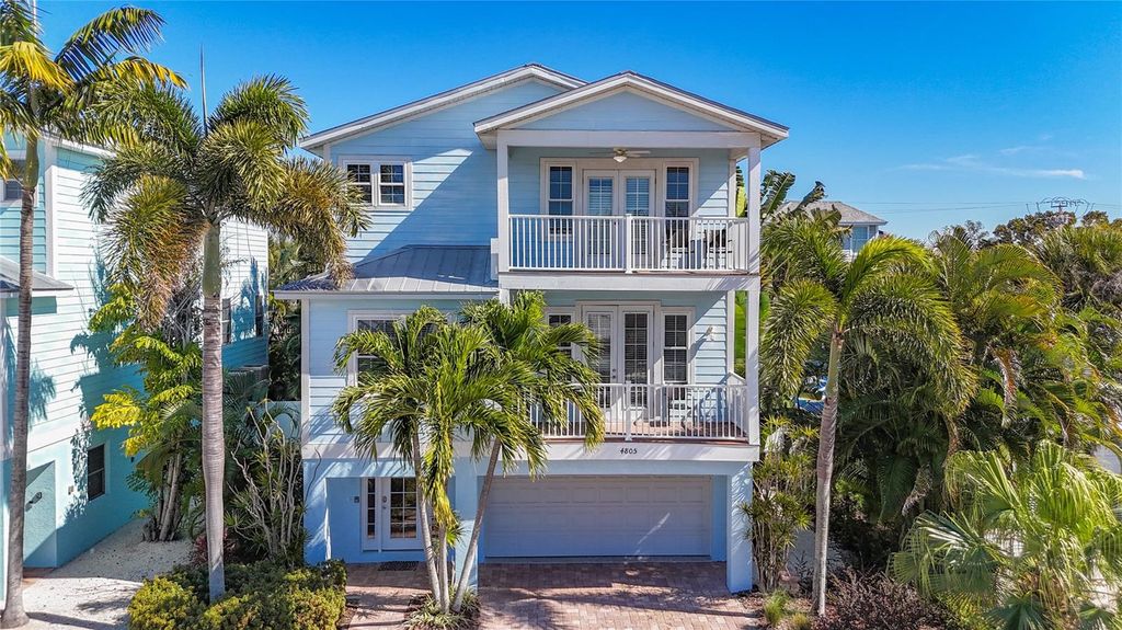 Image 76 of property listing at 4805 2ND AVENUE, Holmes Beach, FL 34217