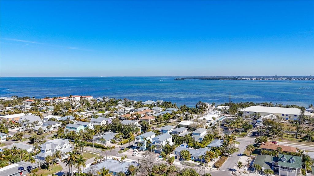 Image 83 of property listing at 4805 2ND AVENUE, Holmes Beach, FL 34217