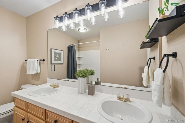 6101 S Shawnee Street, Centennial, CO 80015