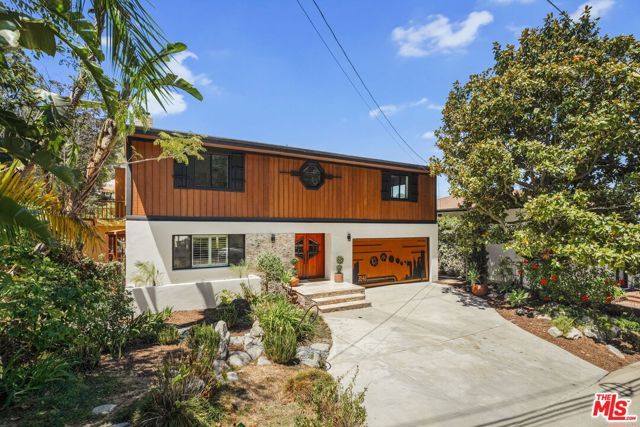 3543 Stone Canyon Avenue, Los Angeles, CA 91403