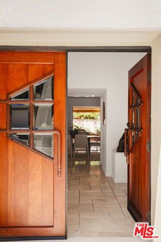 3543 Stone Canyon Avenue, Los Angeles, CA 91403