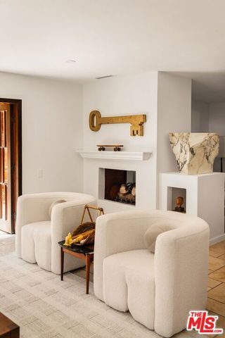 3543 Stone Canyon Avenue, Los Angeles, CA 91403