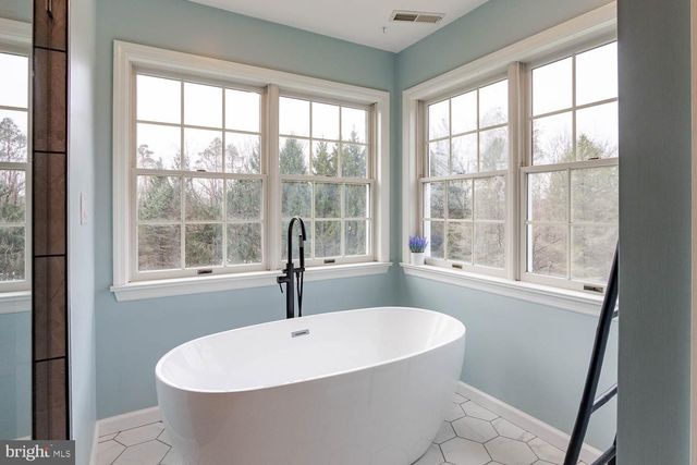 115 HEISKEL DR, Port Matilda, PA 16870