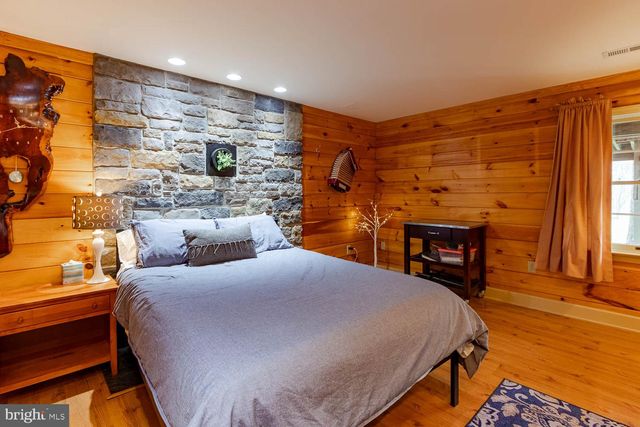 115 HEISKEL DR, Port Matilda, PA 16870