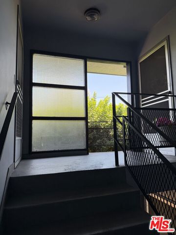 6060 Cadillac Avenue, Los Angeles, CA 90034