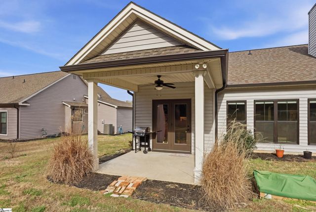 127 W Stewart Street, Pelzer, SC 29669