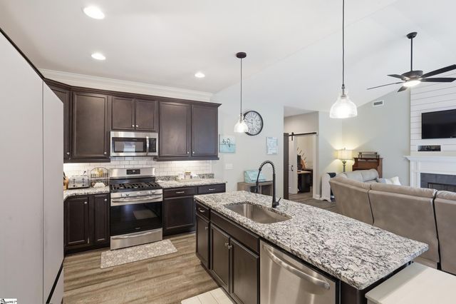 127 W Stewart Street, Pelzer, SC 29669