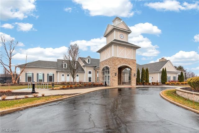 9448 Saw Mill Drive, North Ridgeville, OH 44039