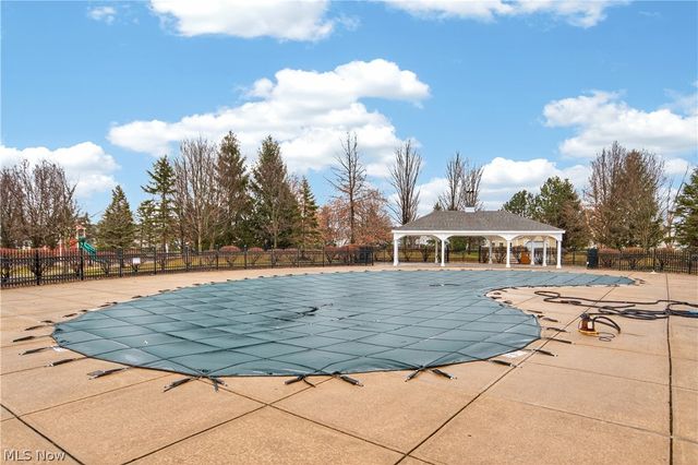 9448 Saw Mill Drive, North Ridgeville, OH 44039