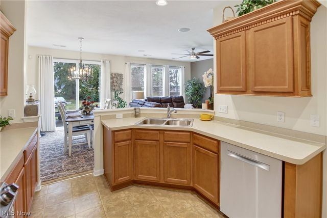 9448 Saw Mill Drive, North Ridgeville, OH 44039