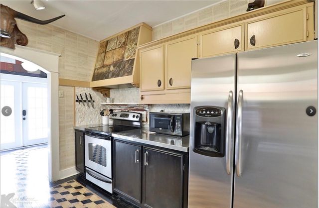 1033 Highland Avenue, Abilene, TX 79605