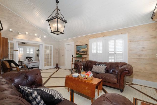 1033 Highland Avenue, Abilene, TX 79605