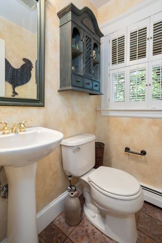 90 Summer Avenue, Reading, MA 01867