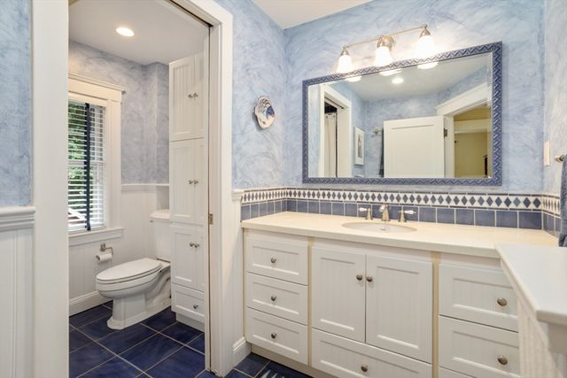 90 Summer Avenue, Reading, MA 01867