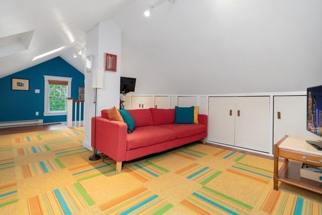 90 Summer Avenue, Reading, MA 01867