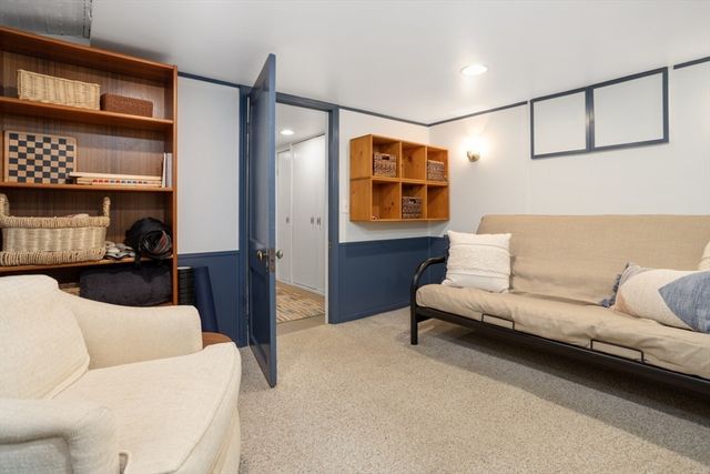 90 Summer Avenue, Reading, MA 01867
