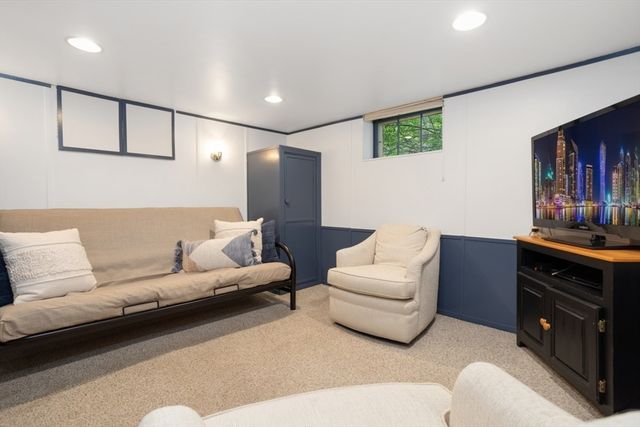 90 Summer Avenue, Reading, MA 01867
