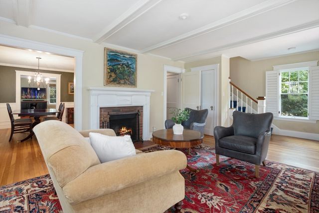 90 Summer Avenue, Reading, MA 01867