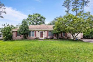 962 Dandridge Drive, Fayetteville, NC 28303