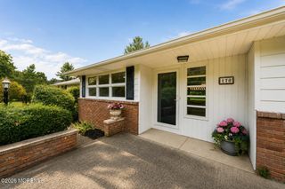 170 Bingham Avenue, Rumson, NJ 07760
