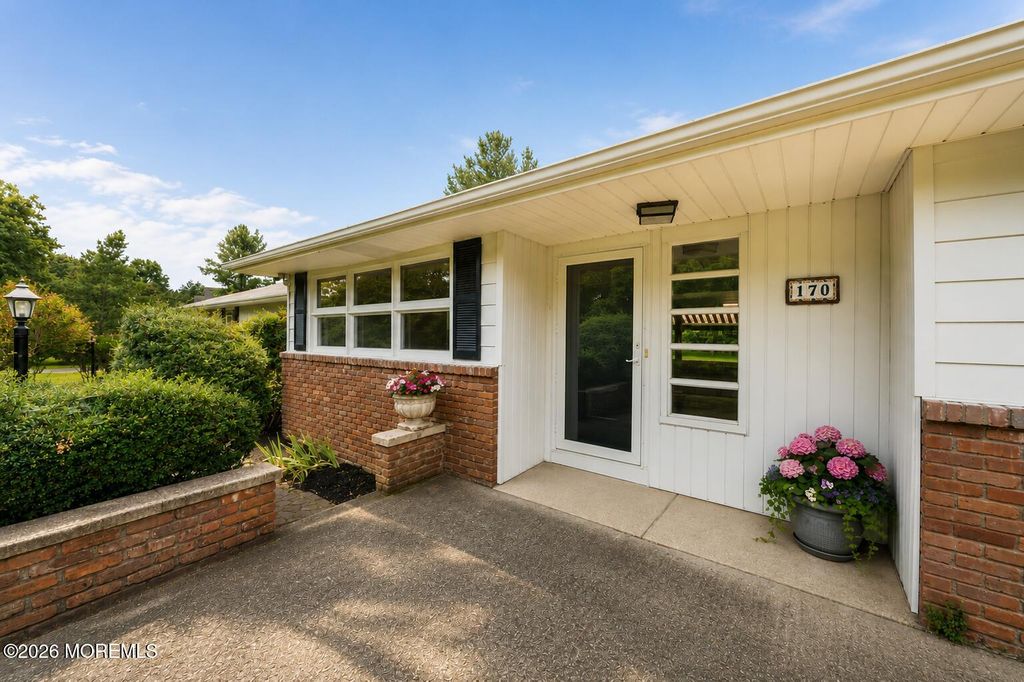 170 Bingham Avenue, Rumson, NJ 07760