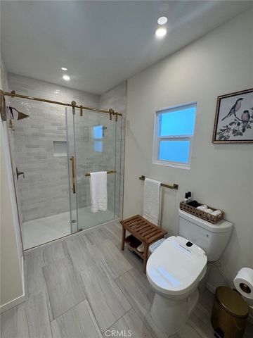 39 Walnut, Anaheim, CA 92801