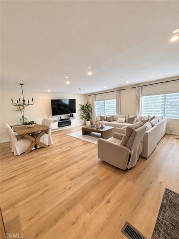 39 Walnut, Anaheim, CA 92801