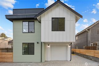 516 N 102nd Street, Seattle, WA 98133