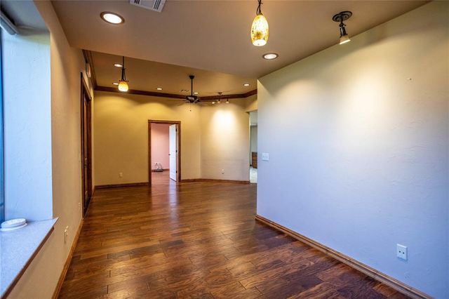 1601 Corbin Lane, Weatherford, OK 73096