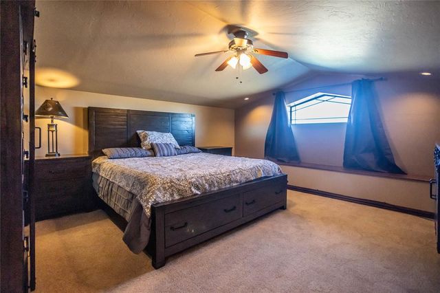 1601 Corbin Lane, Weatherford, OK 73096