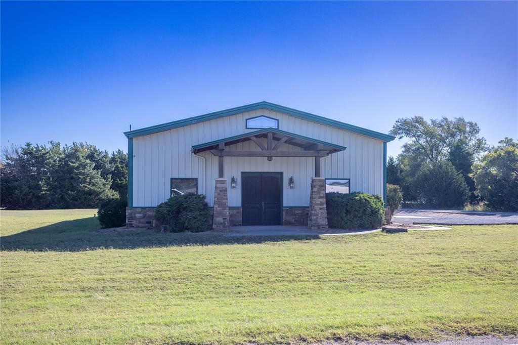 1601 Corbin Lane, Weatherford, OK 73096