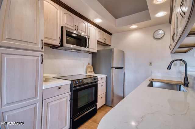 128 Holly Lane B, Stateline, NV 89449