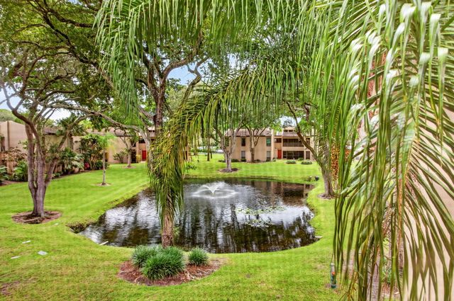 6421 PUMPKIN SEED Circle 217, Boca Raton, FL 33433