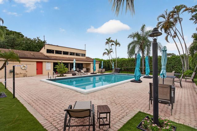 6421 PUMPKIN SEED Circle 217, Boca Raton, FL 33433