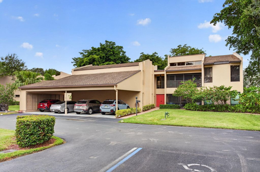 6421 PUMPKIN SEED Circle 217, Boca Raton, FL 33433