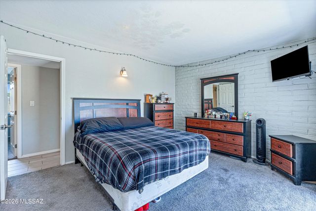 6921 E Golf Links Road, Tucson, AZ 85730