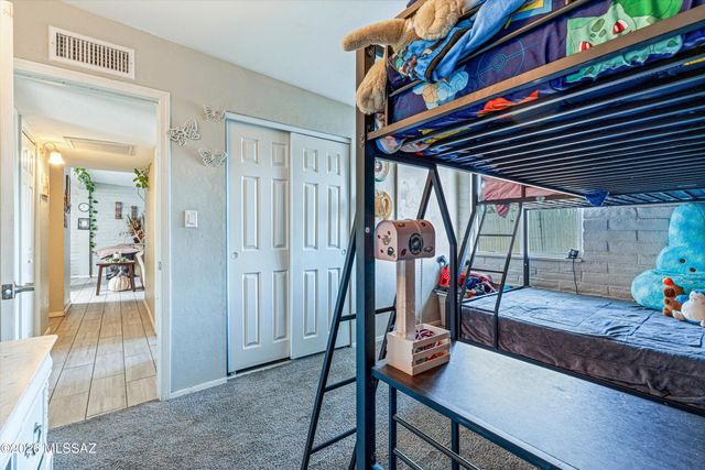 6921 E Golf Links Road, Tucson, AZ 85730